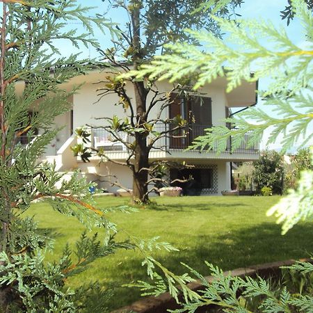 לאזיסה B&B Rosa Del Garda מראה חיצוני תמונה